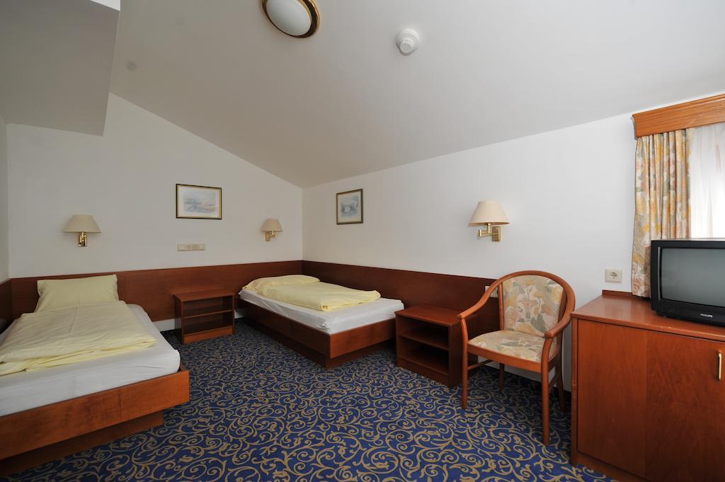 Salzburgerhof Jugend- Und Familienhotel Lofer Habitación foto